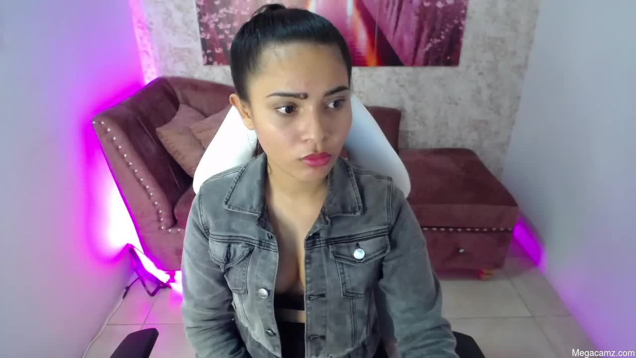 Ariana_miller_m