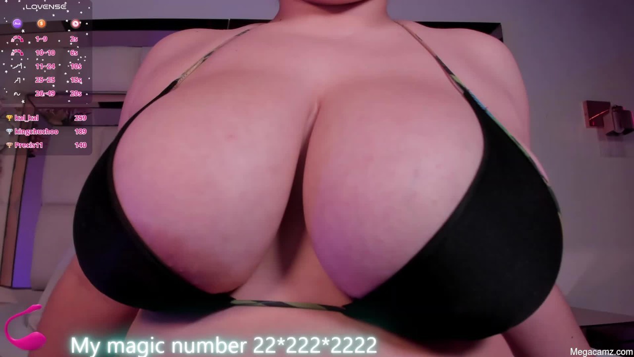Anyi_sweet_titss