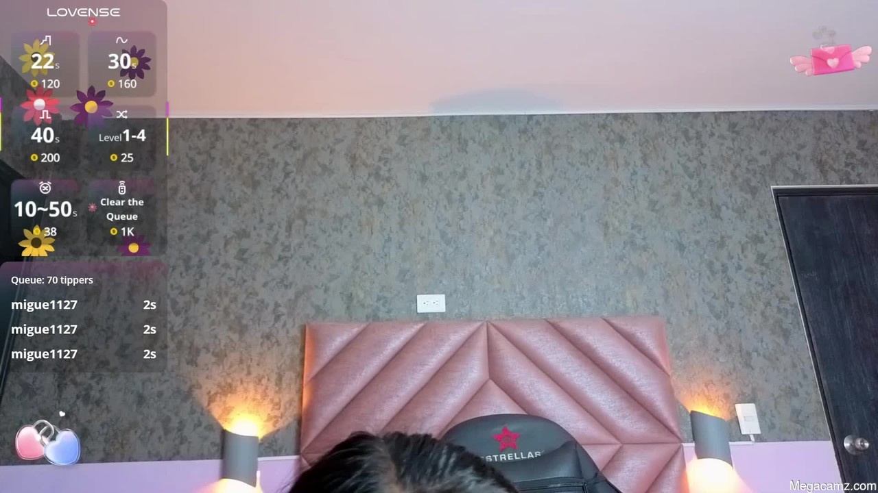 Layla_santana