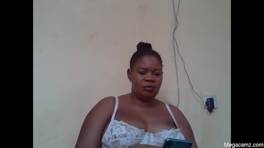 Sexydove2