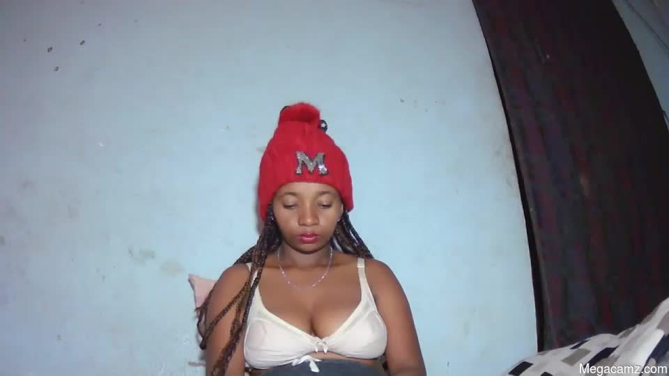 Malinah01