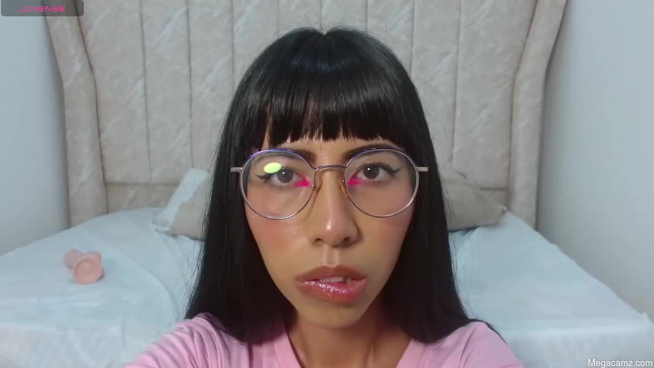 Nina_fox69