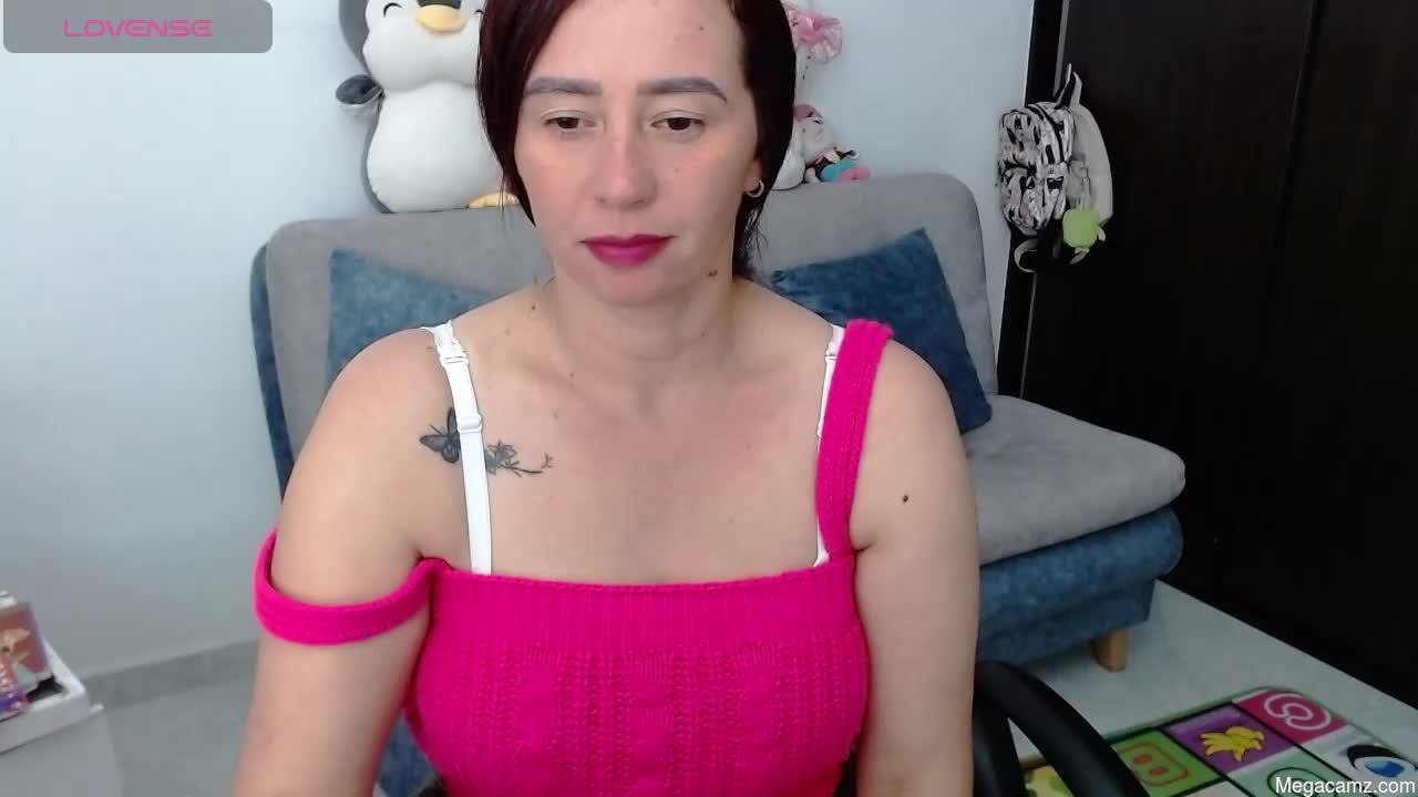 Sarahott_1