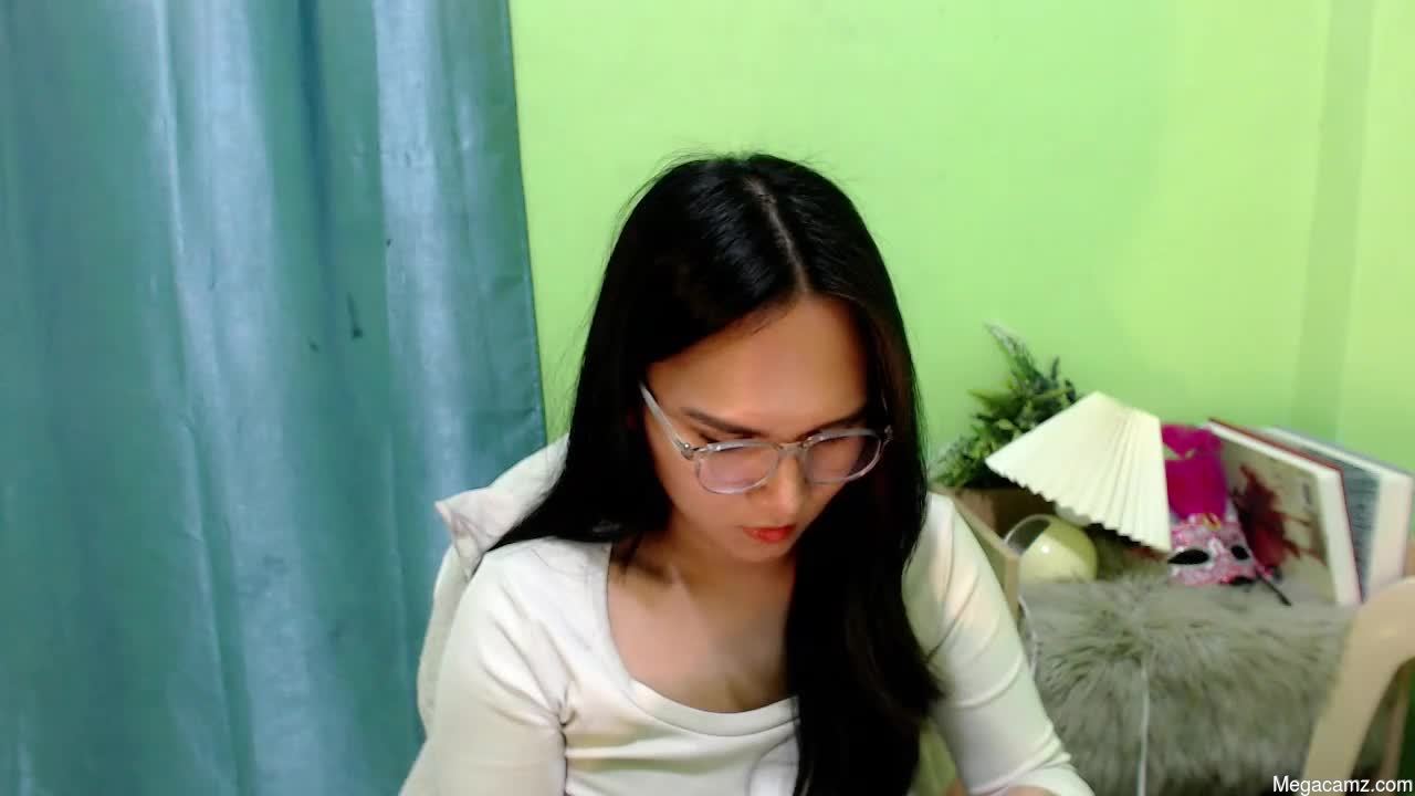 Simple_lady21