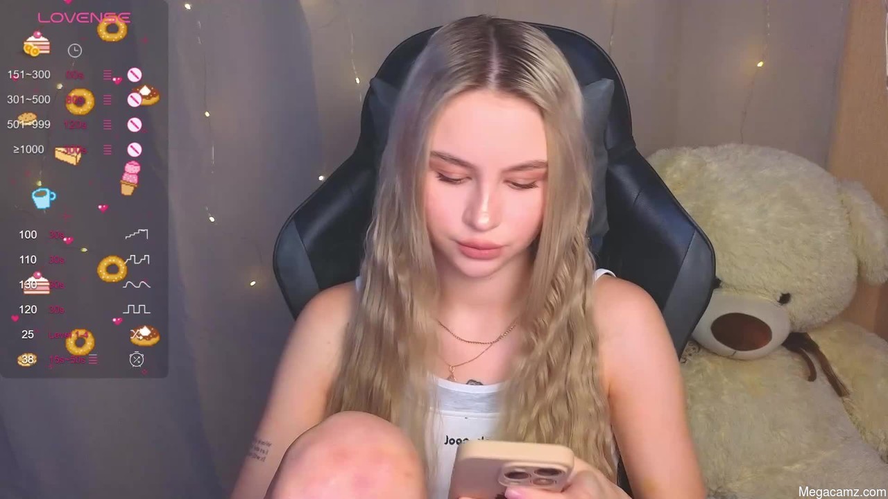 Barbieee_doll
