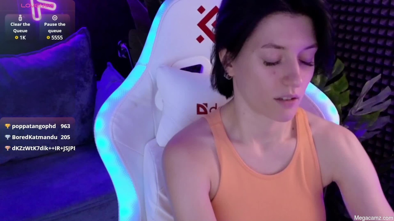 Roxy_riot_
