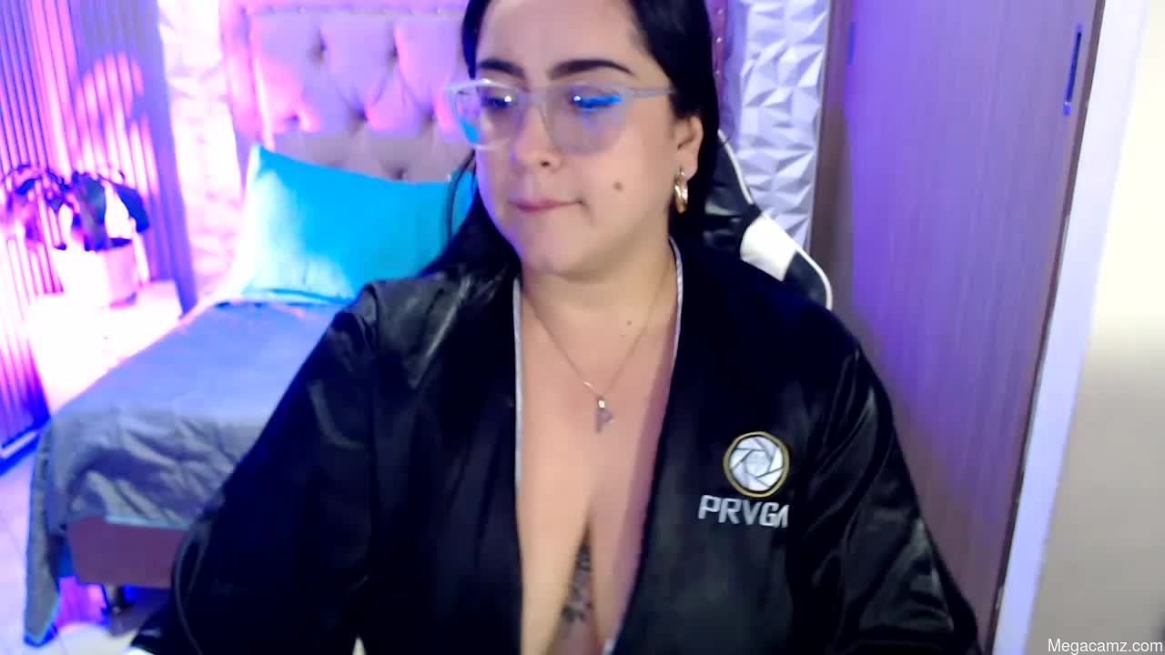 _sofiajones_