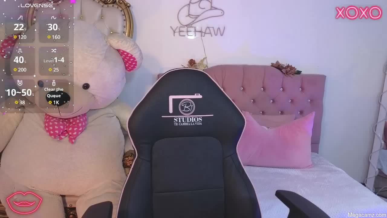 Kissi_tay1