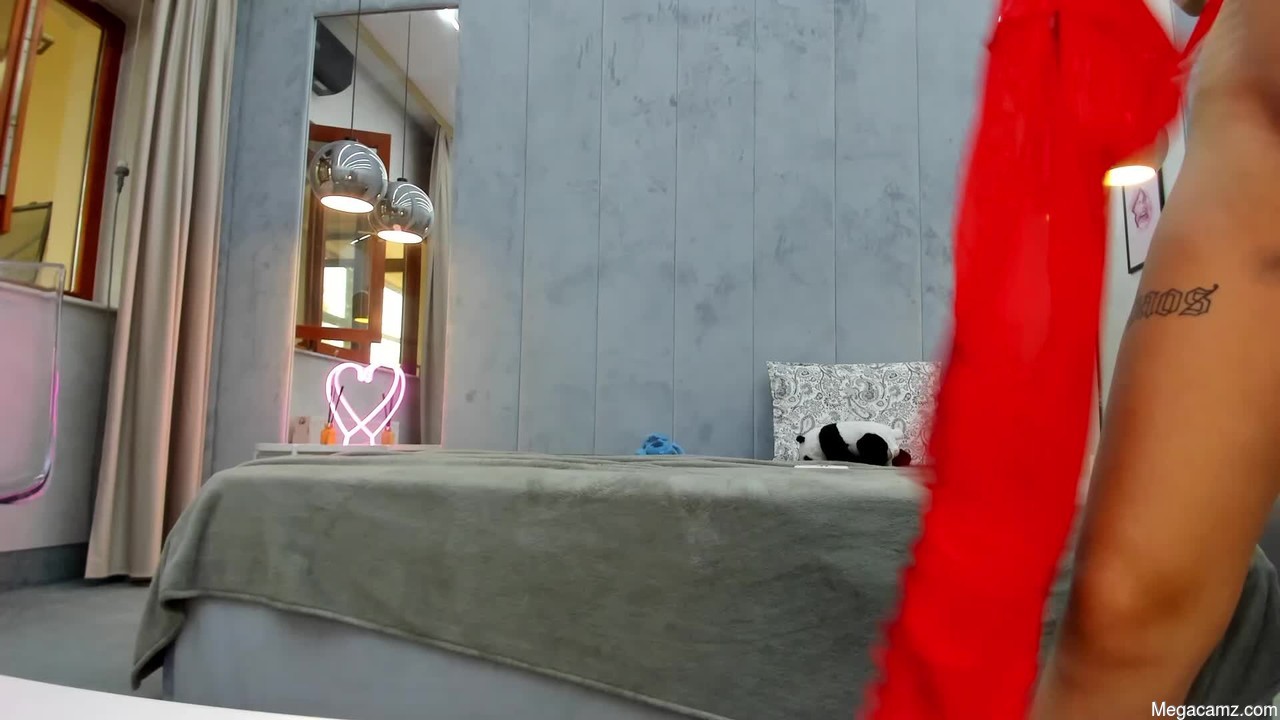 Eva_skyy