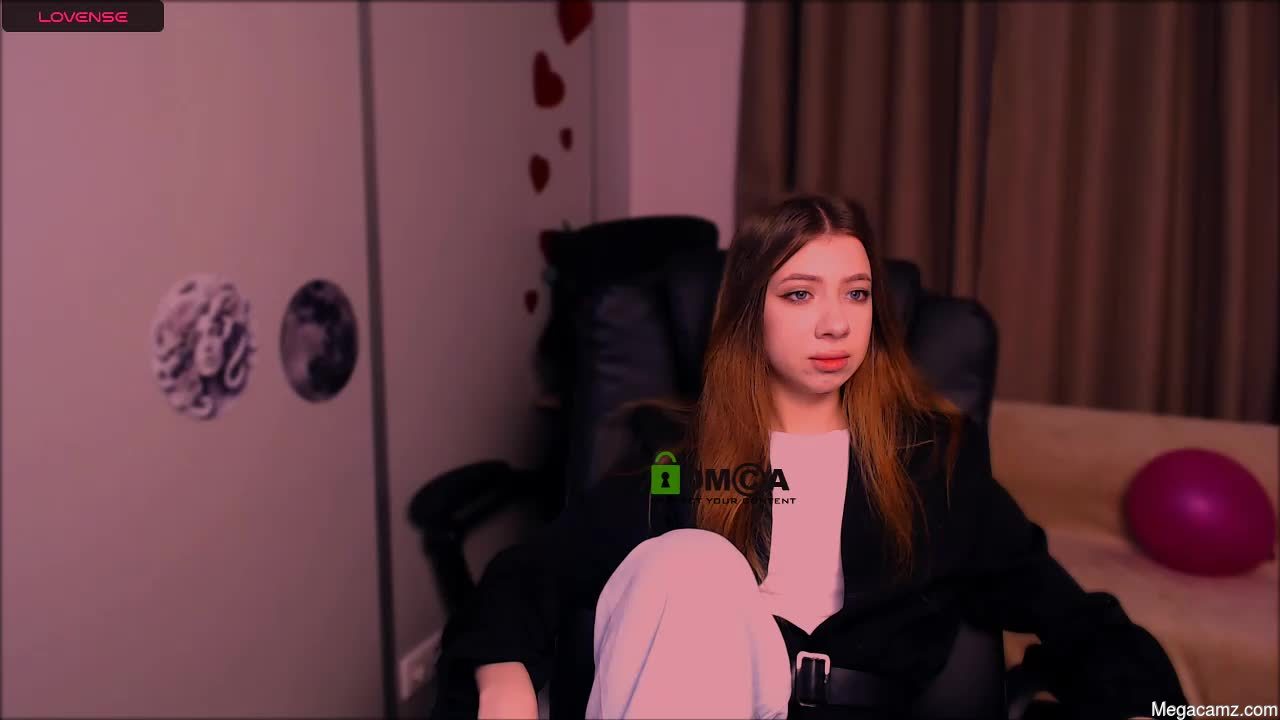 Polly_kiss1
