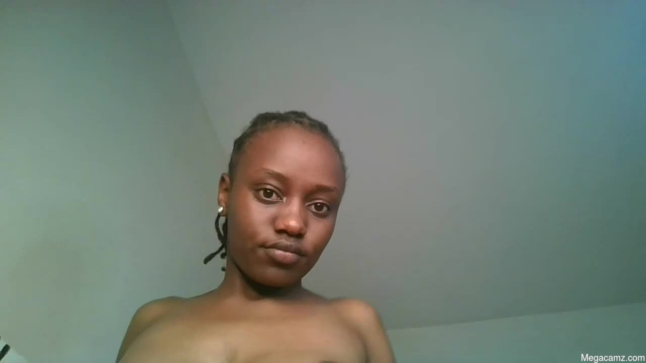Naughty_ellaa