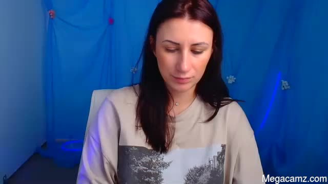 _emma_lay