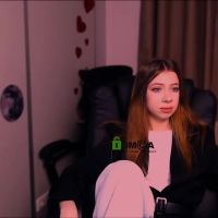 Polly_kiss1