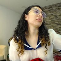 Kitty_curly
