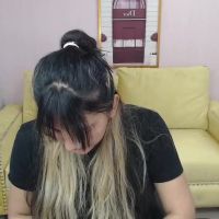 Lia_hank_ch