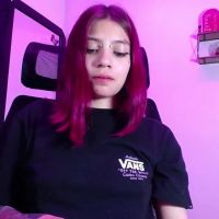 Sarai_petite_
