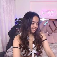 Laraa_tay