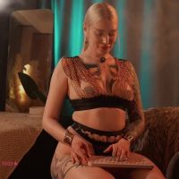 Kinkylina_