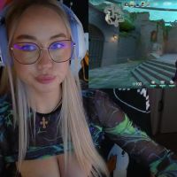 Emili1_bc