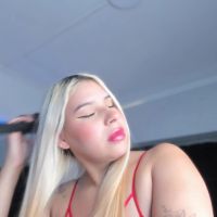 Naomi__sanz