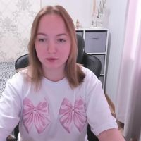 Shy_annacutie
