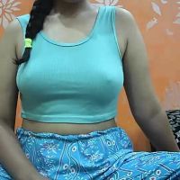Ishika_singh_