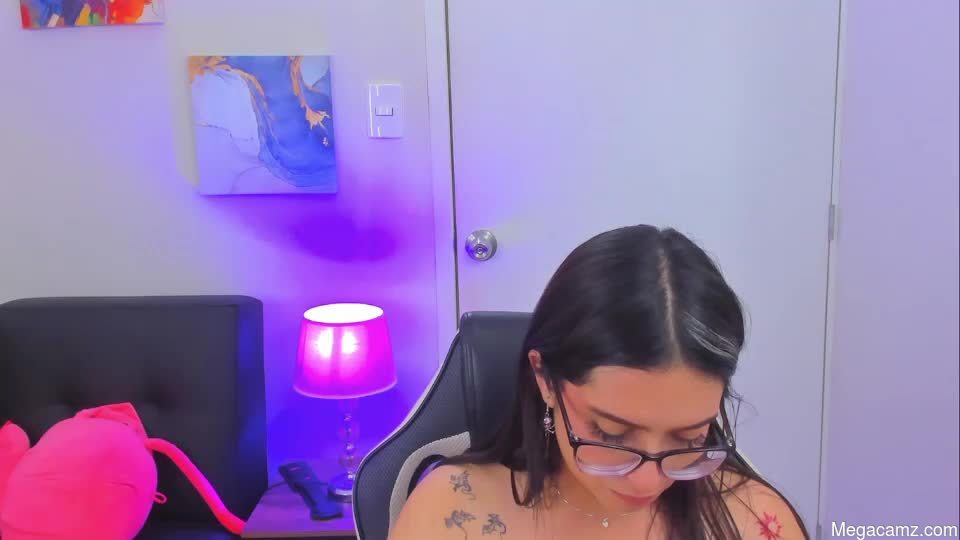 Chloe_walk_