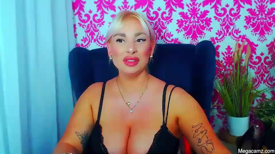Luxuriaaa