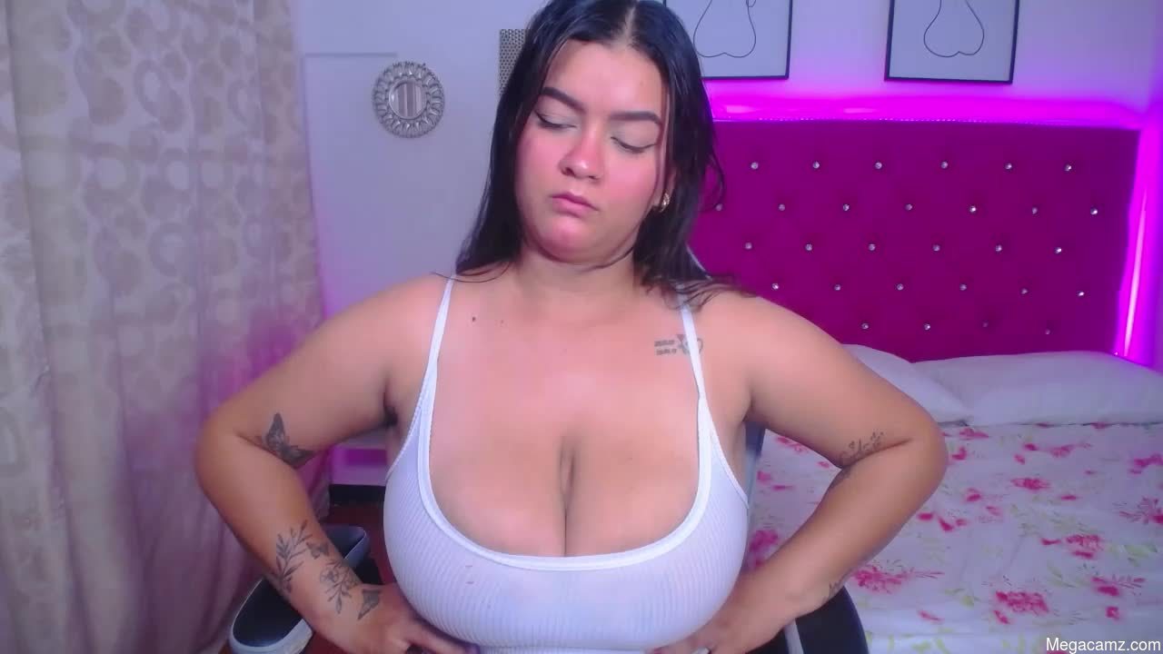 Kriss_sweetboobs