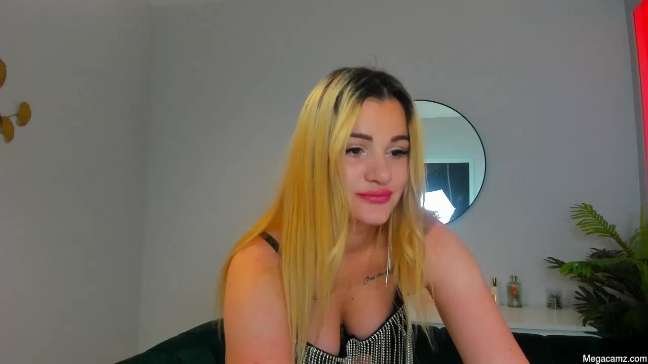 Brianna_velvet