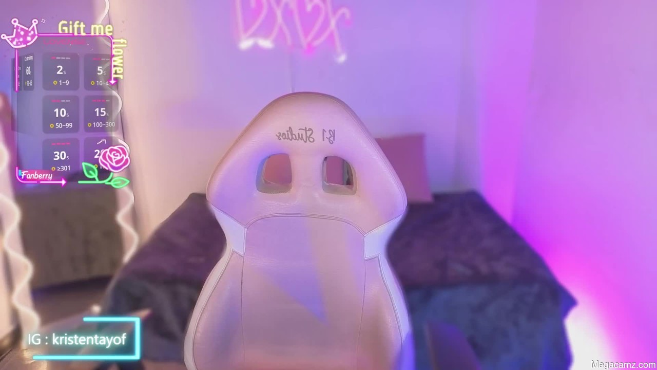 Kristen_tay