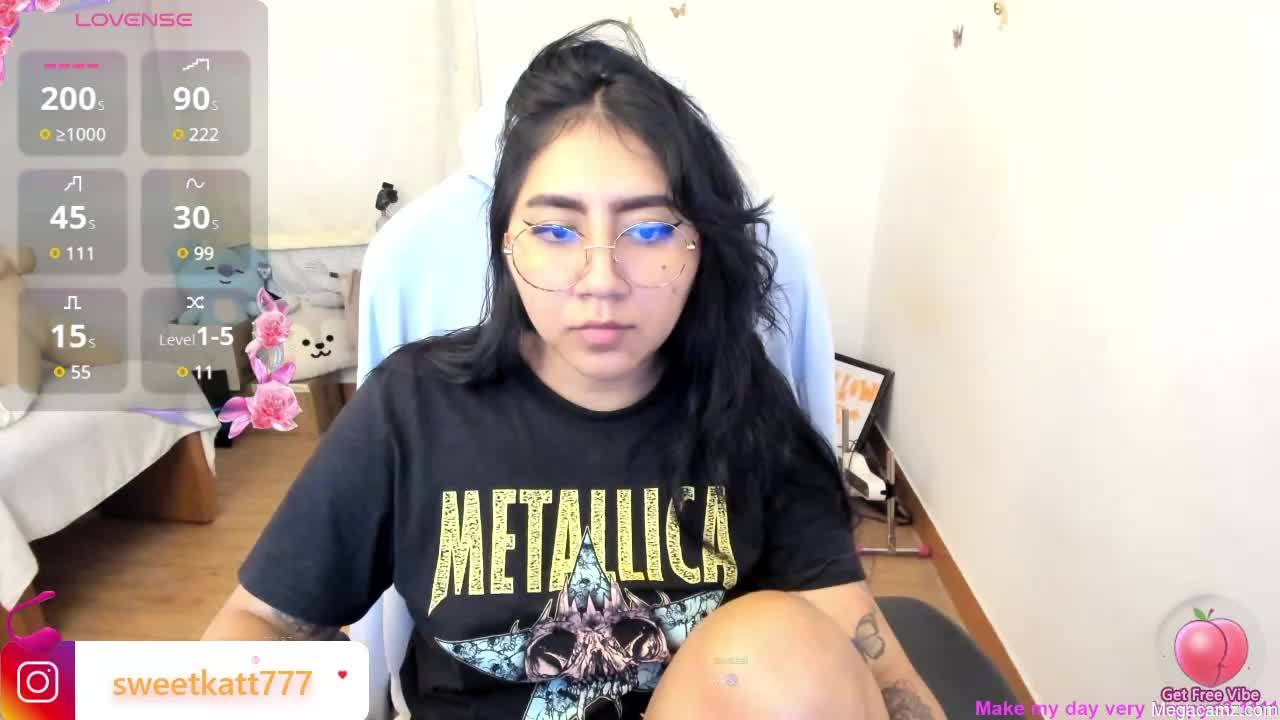Kat_ly_chan