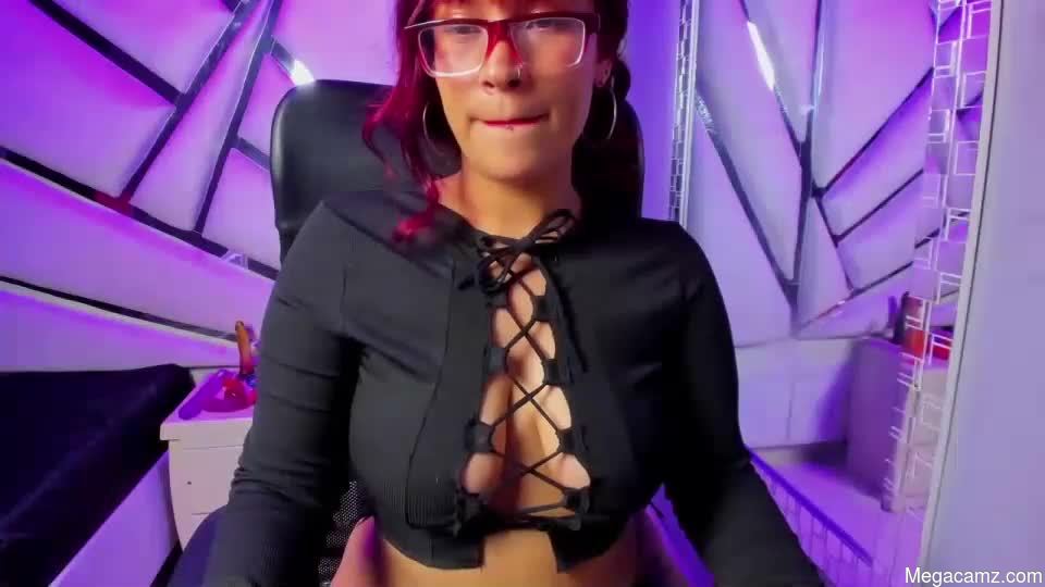 Charlotte_owen19