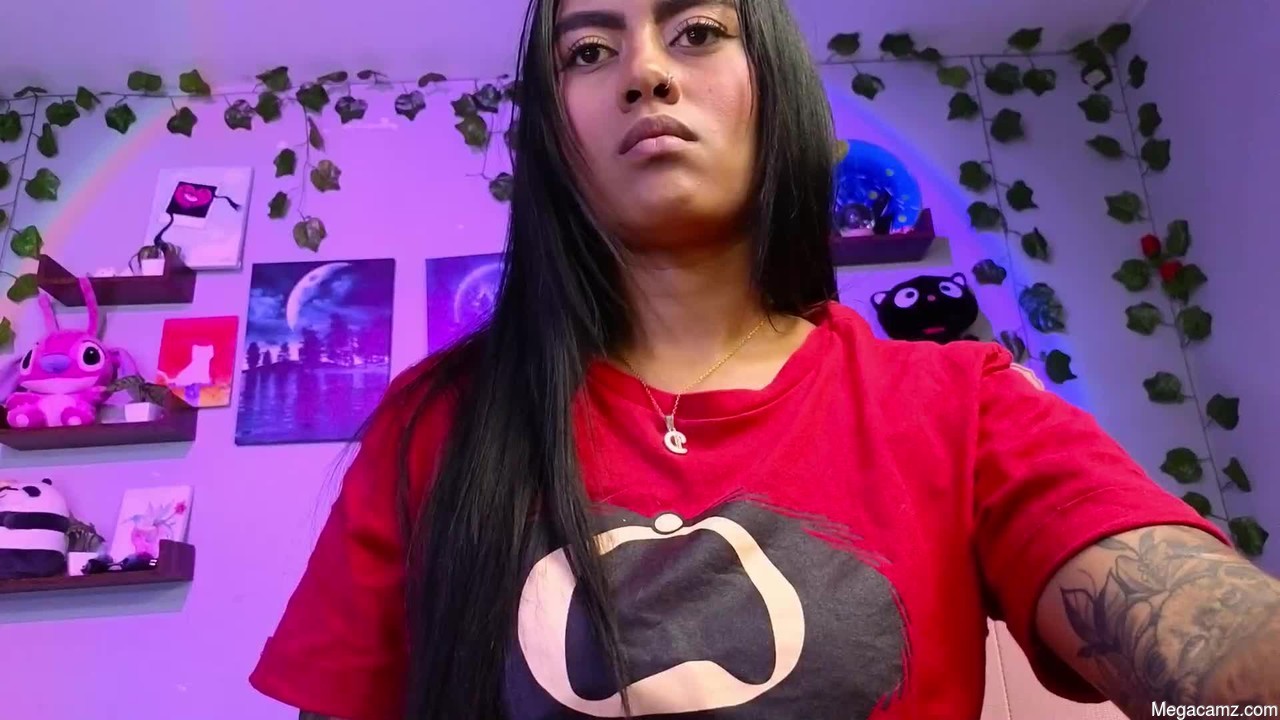 Macey_hairy