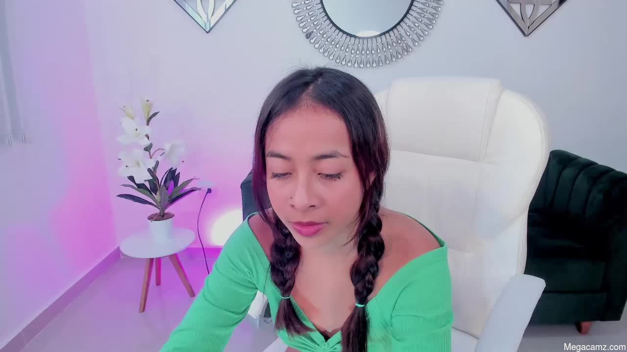Julyy_adams