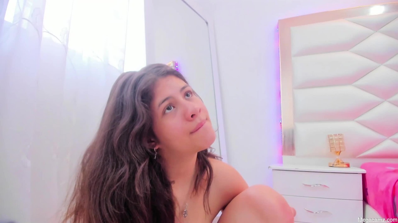 Miaqueen021