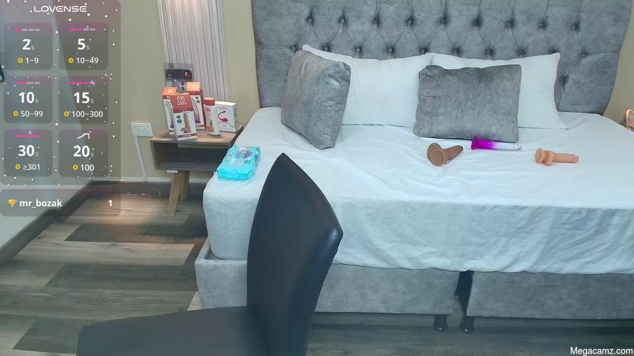 Chloeshine_